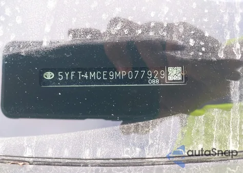 2021 Toyota Corolla Xse z USA, uszkodzony, nr VIN 5YFT4MCE9MP077929